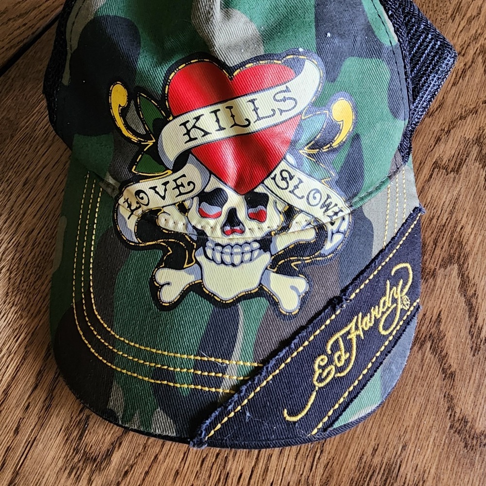 Ed Hardy Red Trucker Hat Mesh Green Adjustable One Size Skull Graphic - Picture 7 of 8